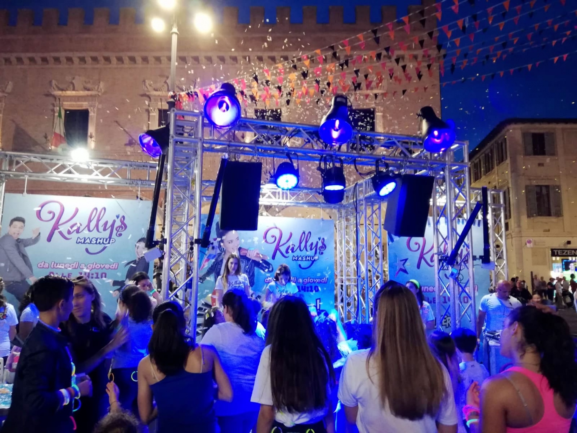 ea-comunicazione-eventi-evento-2019-mezzanotte-bianca-pesaro