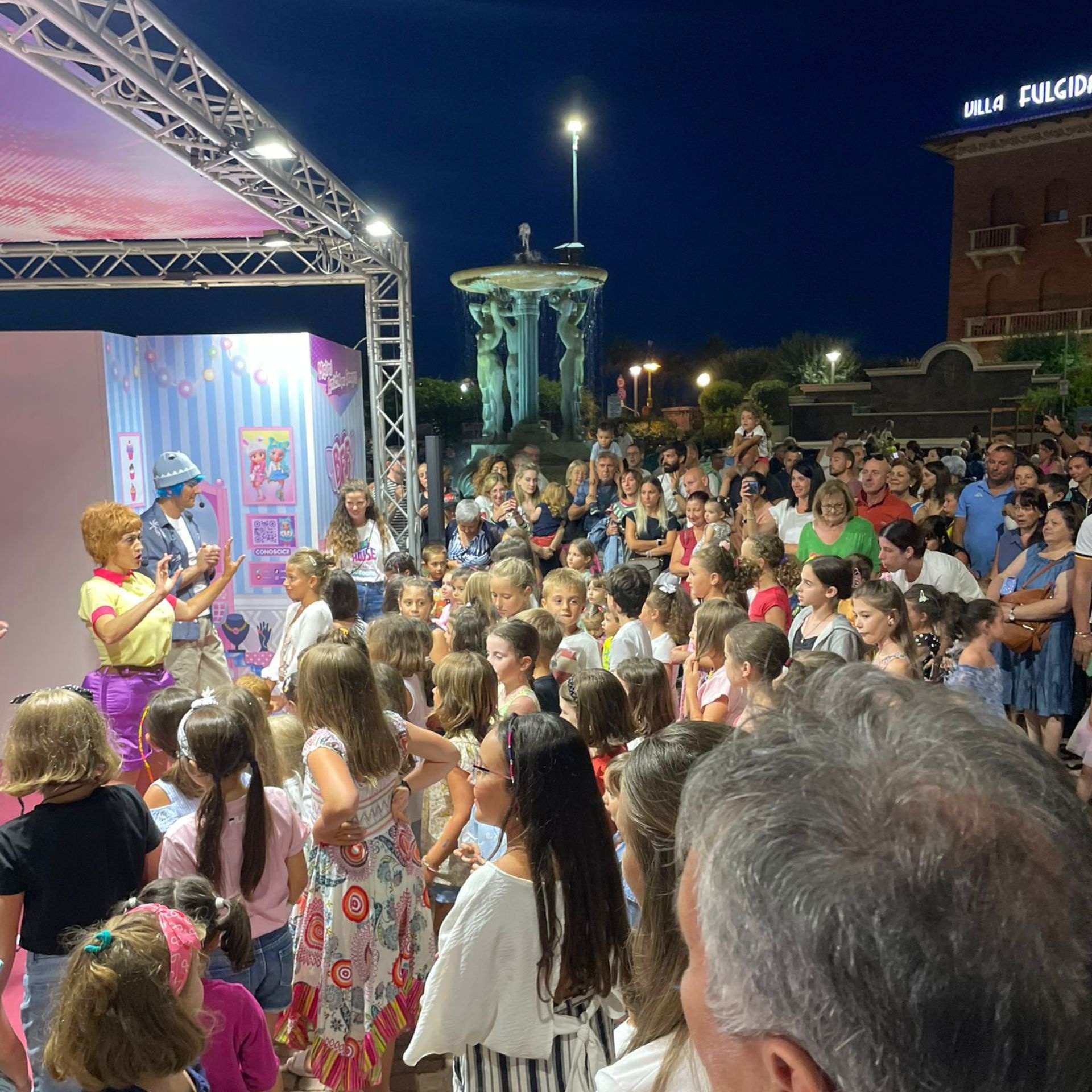 evento tour family kids TV giocattoli