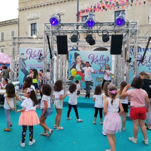 design-event-mezzanotte-bianca-pesaro-ea-comunicazione-eventi