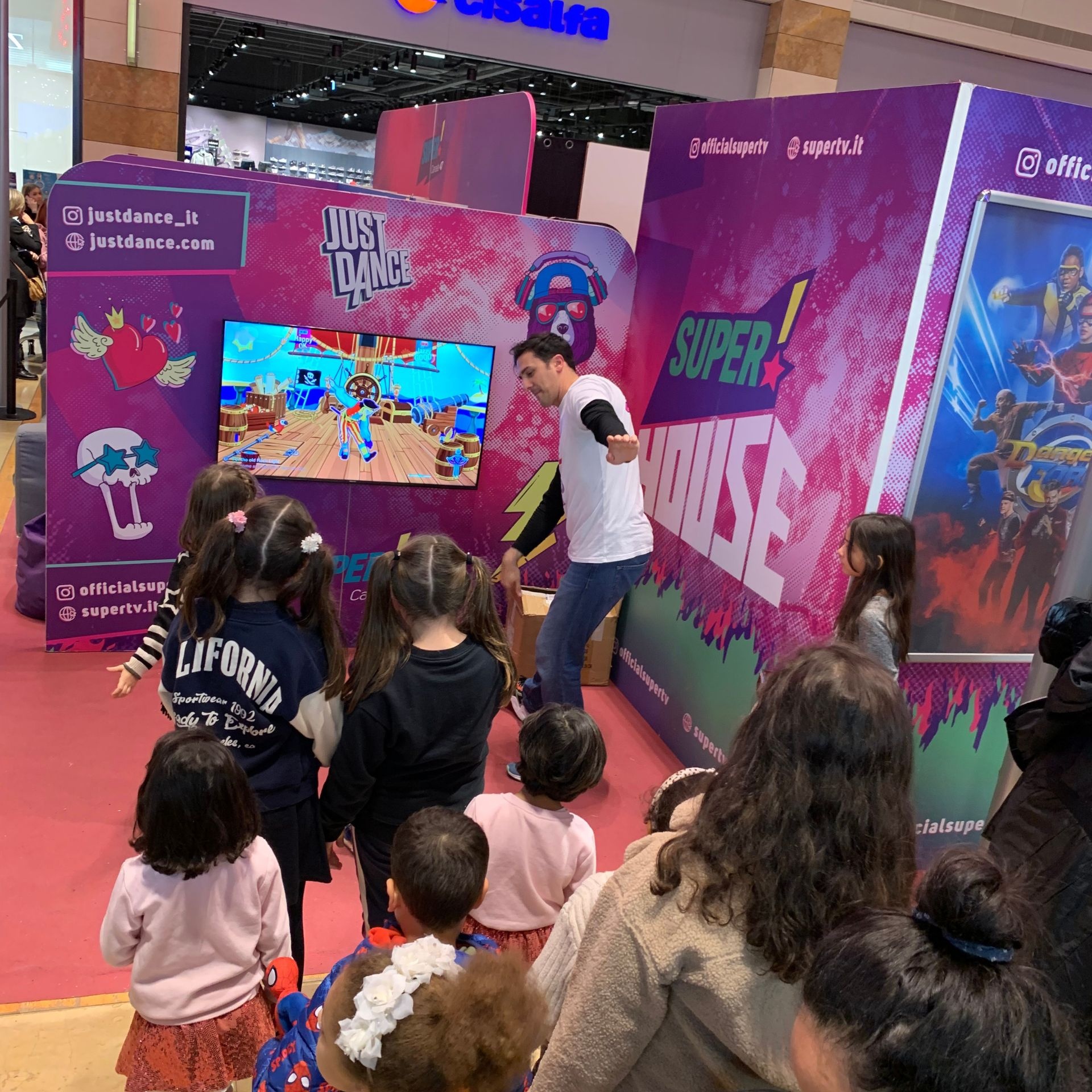 evento tour family kids teramo TV giocattoli